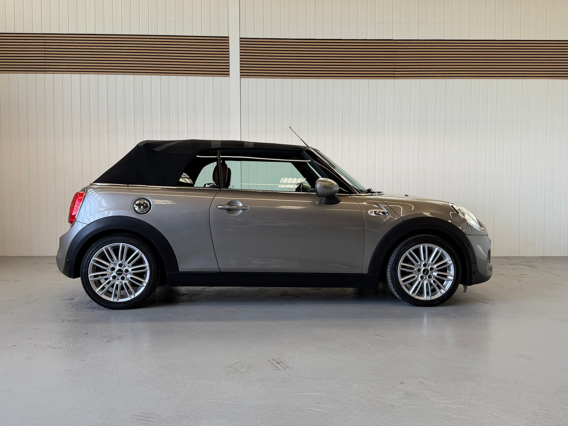 MINI Cooper S Cabriolet Steptronic frisch ab MFK & Service-image-10