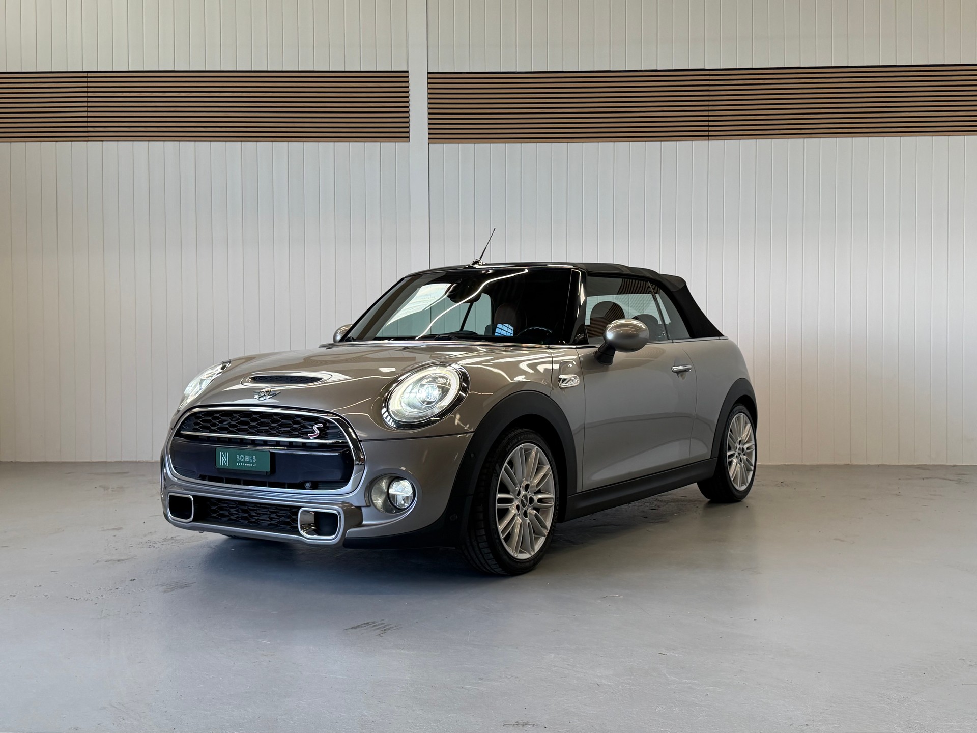 MINI Cooper S Cabriolet Steptronic frisch ab MFK & Service-showroom-element-1
