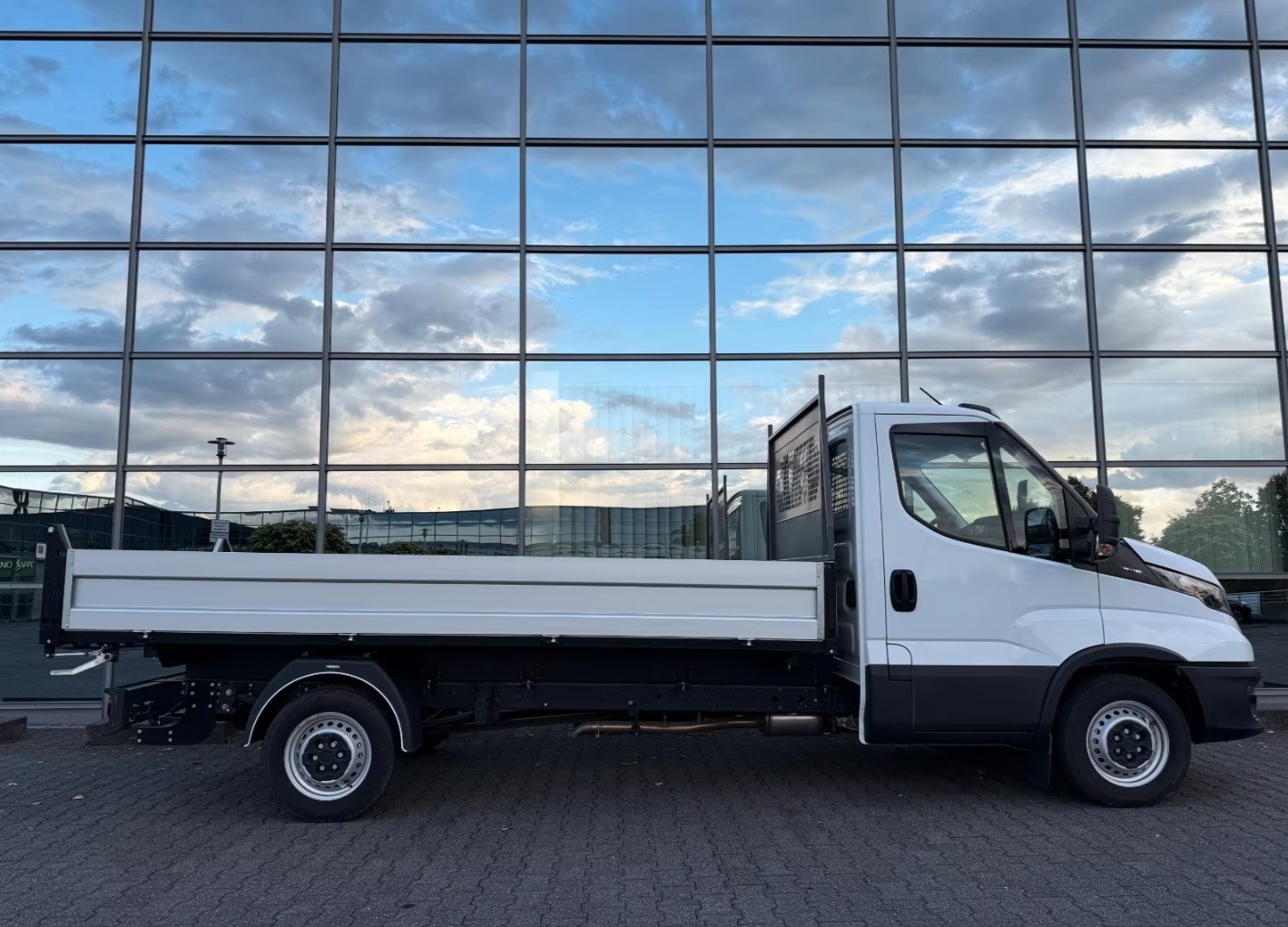 IVECO 35 S 18H 3 Seitenkipper-image-4