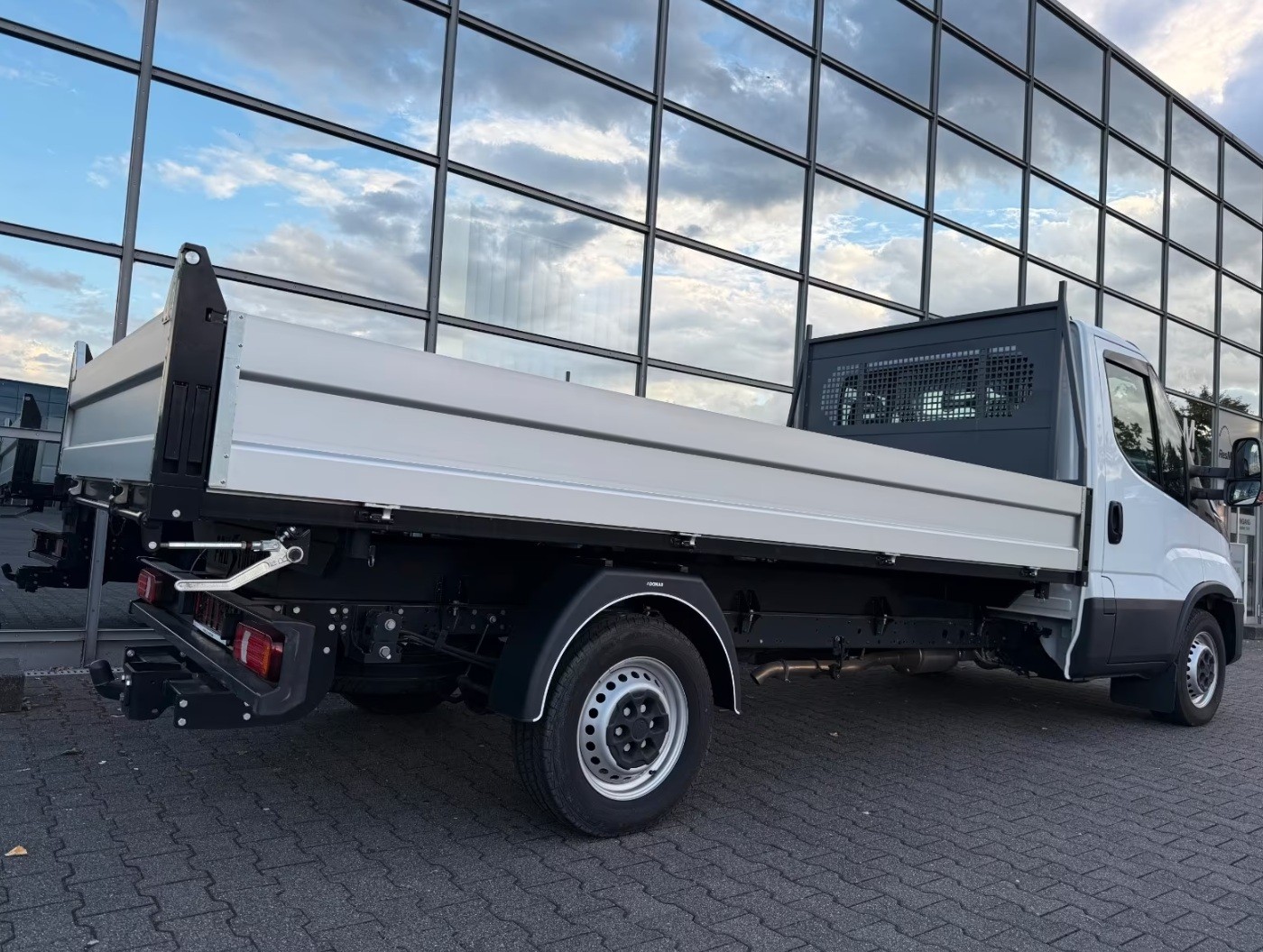 IVECO 35 S 18H 3 Seitenkipper-image-3