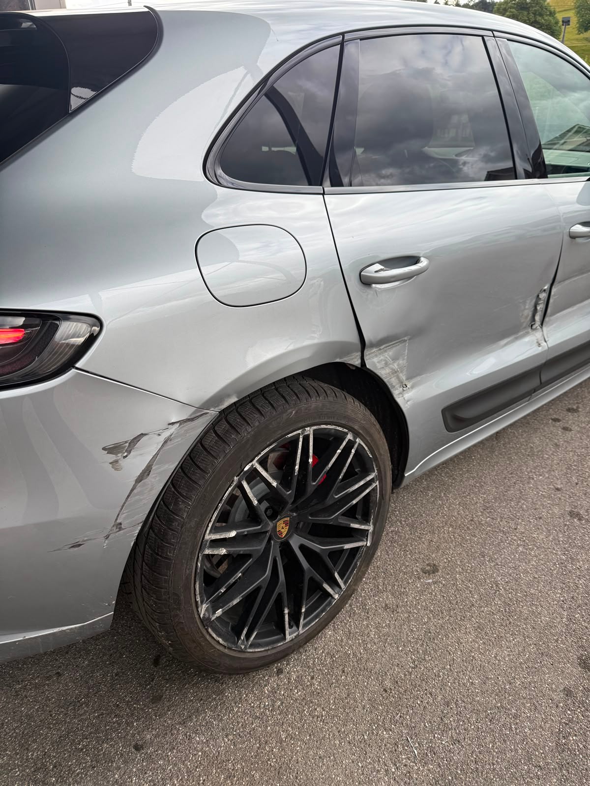 PORSCHE Macan GTS PDK-image-4