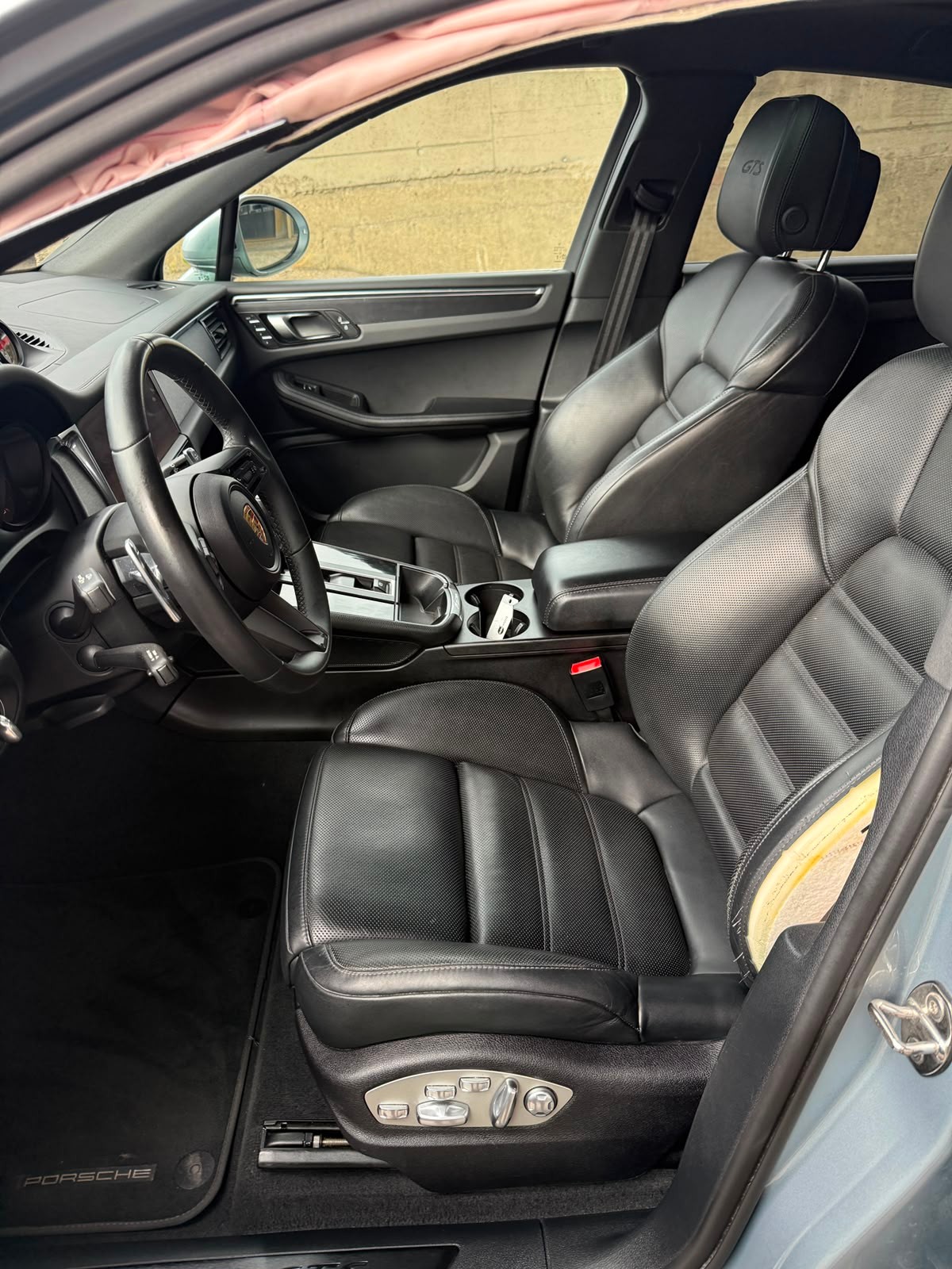 PORSCHE Macan GTS PDK-image-10