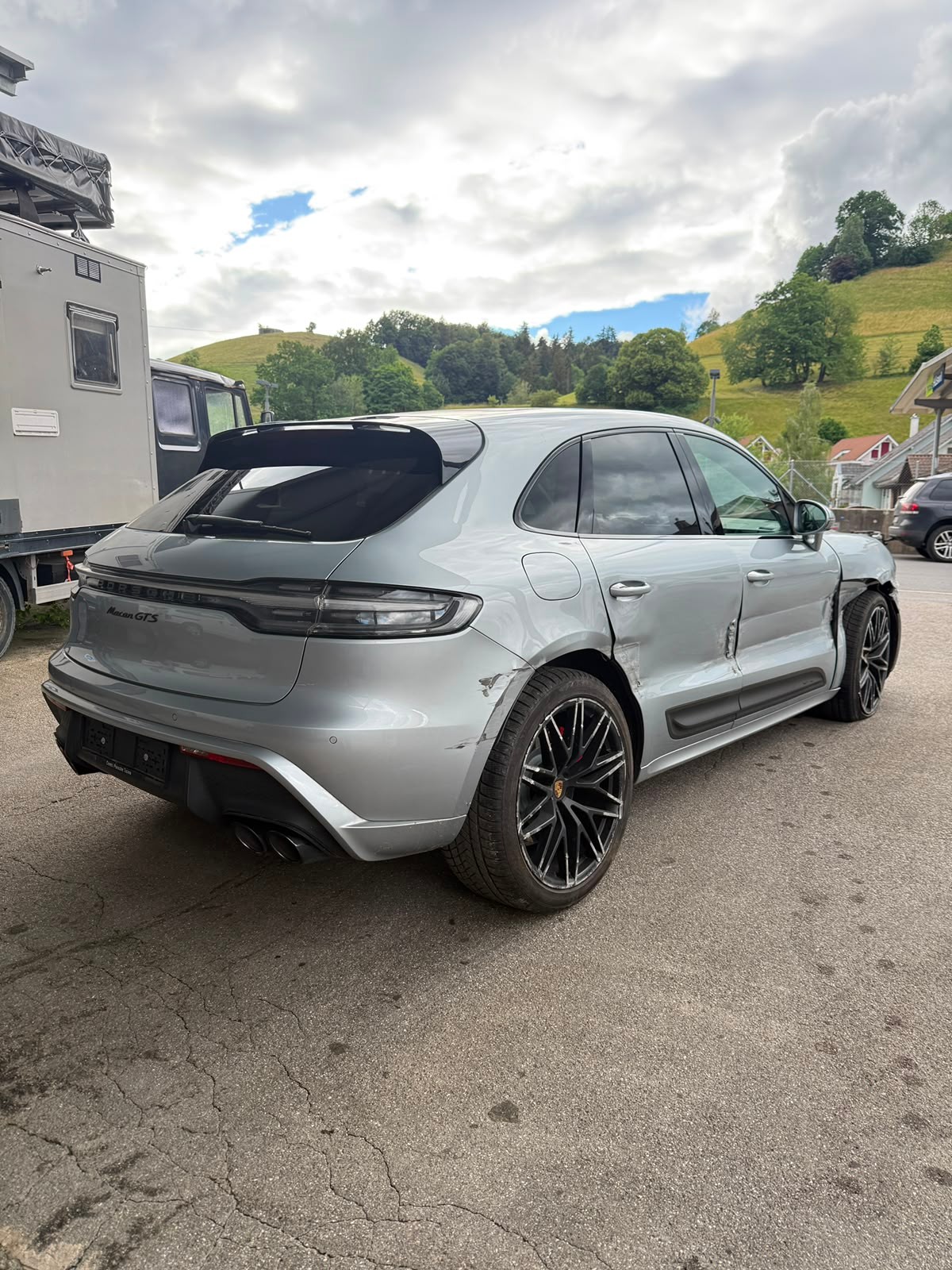 PORSCHE Macan GTS PDK-image-3