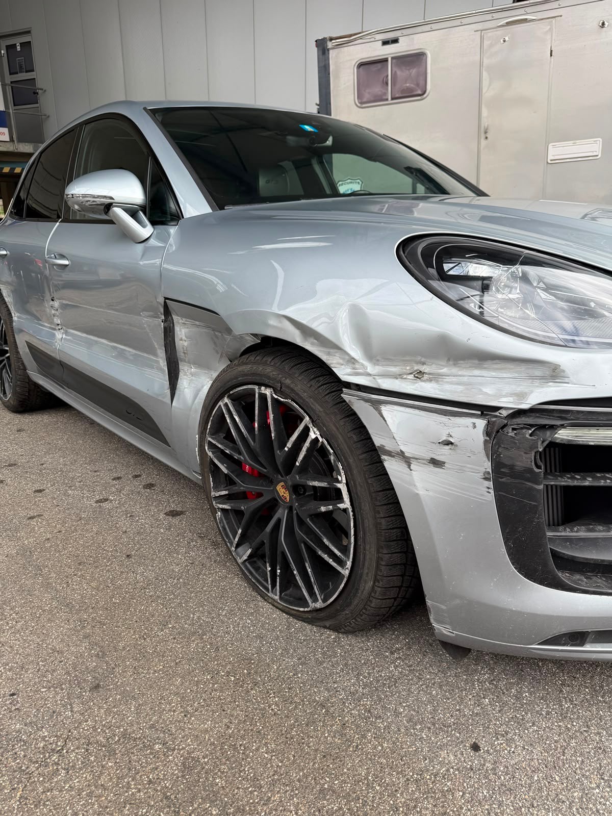 PORSCHE Macan GTS PDK-image-1