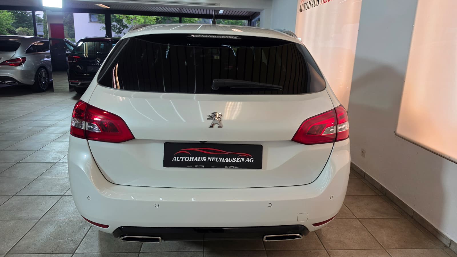 PEUGEOT 308 SW 1.2 THP Business Automatic, FRISCH AB MFK UND FRISCH AB SERVICE-image-13