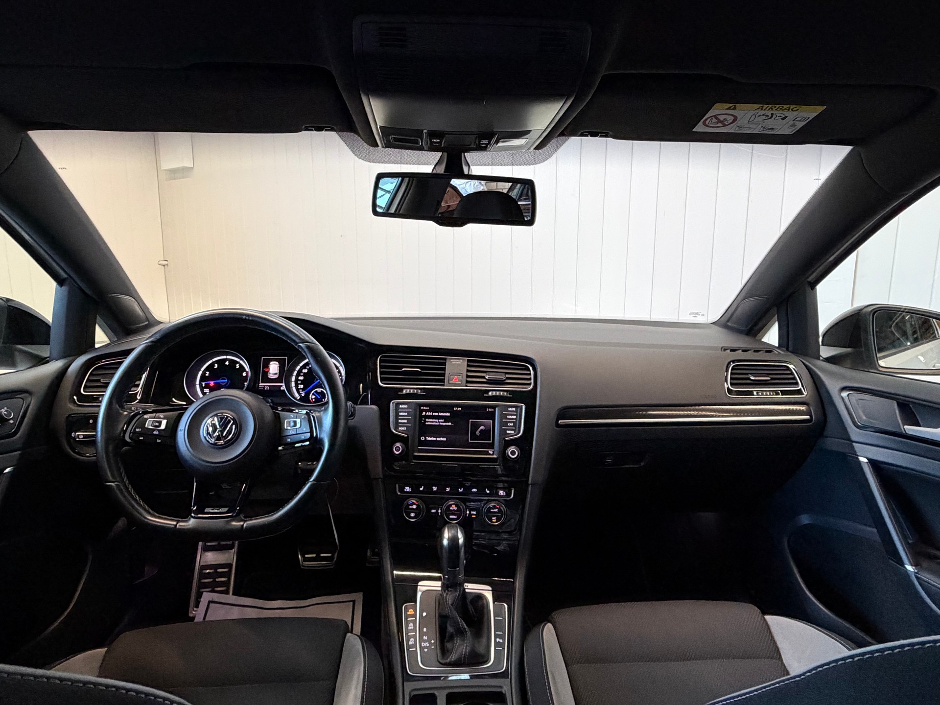 VW Golf 2.0 TSI R 4Motion DSG frisch ab MFK & Service-image-8