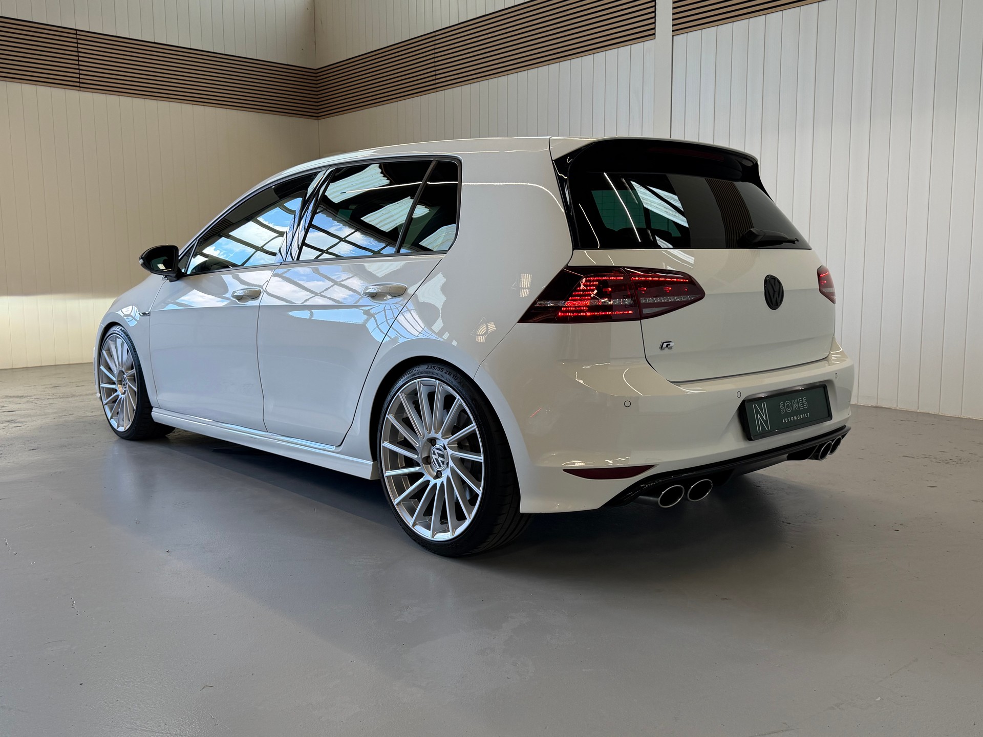 VW Golf 2.0 TSI R 4Motion DSG frisch ab MFK & Service-image-15