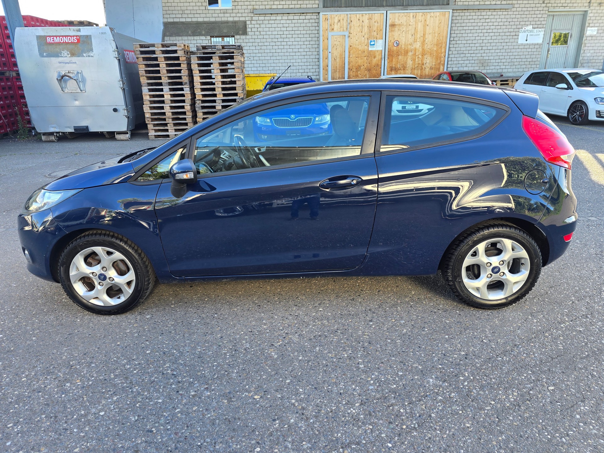 FORD Fiesta 1.25 16V Ambiente-image-7