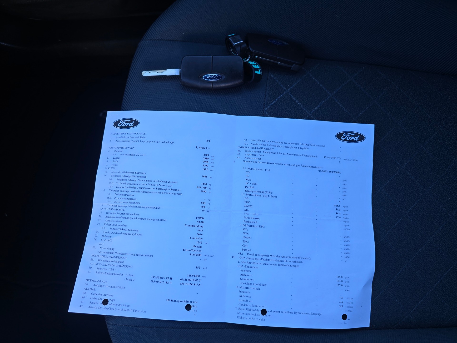 FORD Fiesta 1.25 16V Ambiente-image-21
