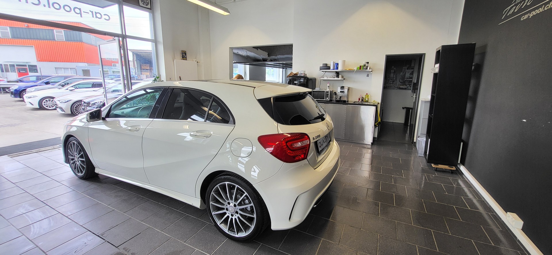 MERCEDES-BENZ A 200 7G-DCT-image-15