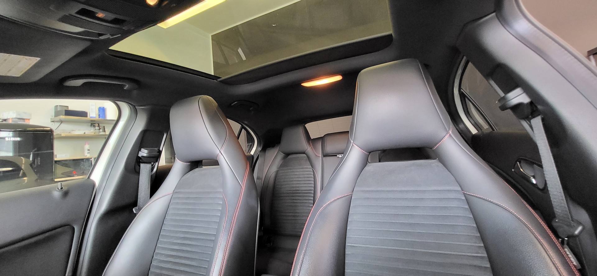MERCEDES-BENZ A 200 7G-DCT-image-11