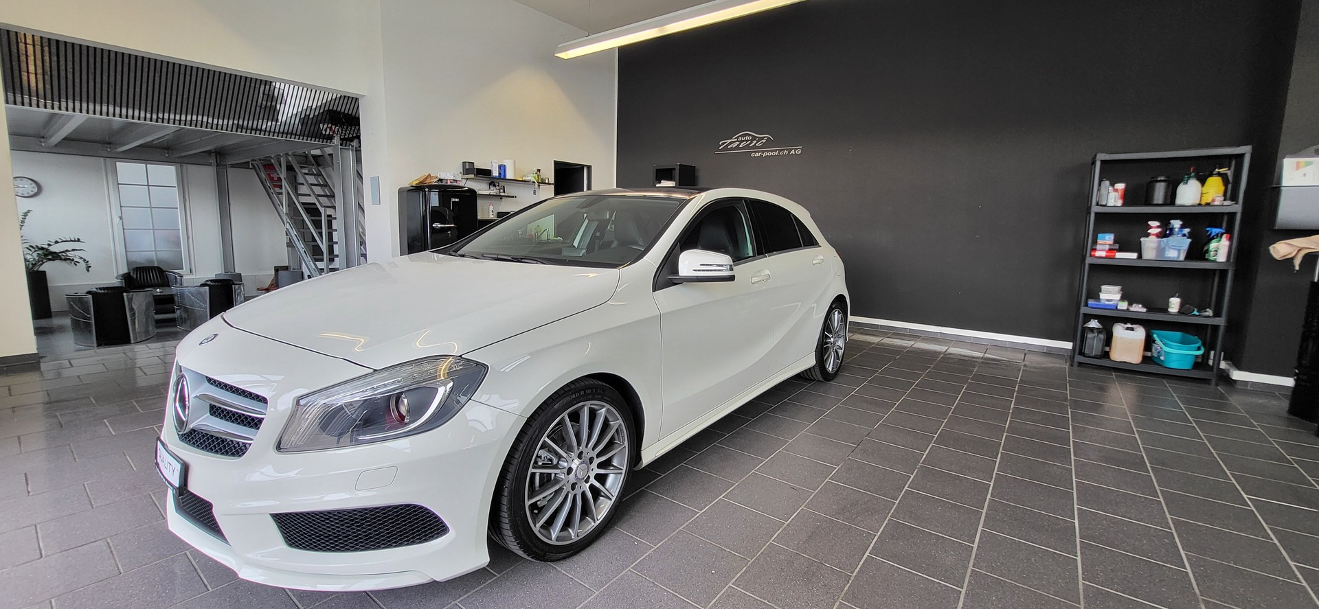 MERCEDES-BENZ A 200 7G-DCT-image-4