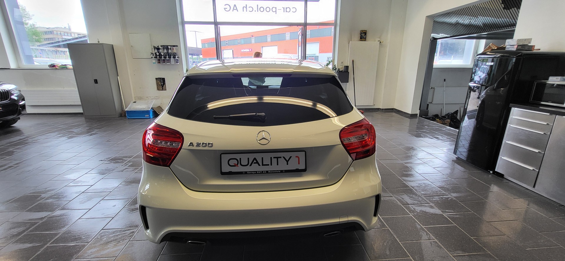 MERCEDES-BENZ A 200 7G-DCT-image-13