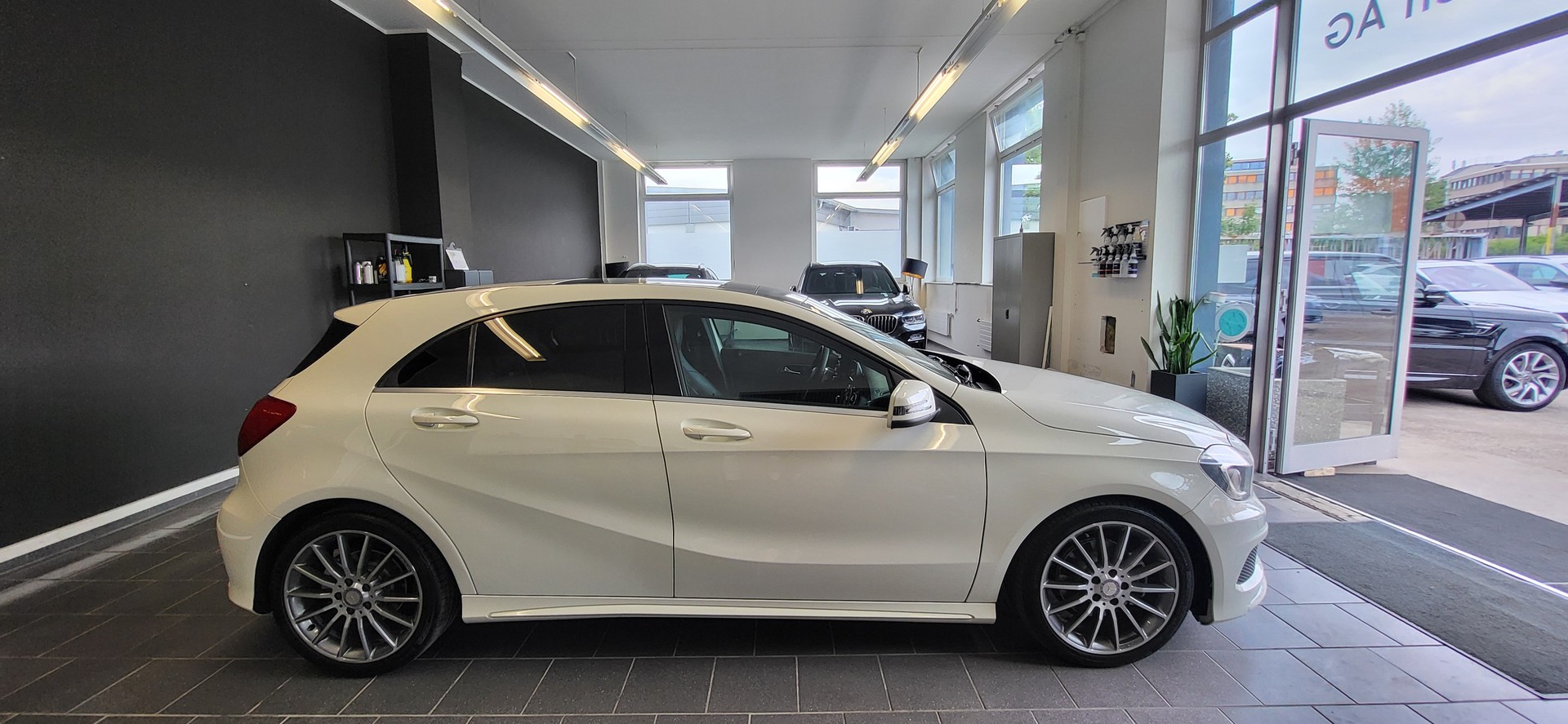 MERCEDES-BENZ A 200 7G-DCT-image-3
