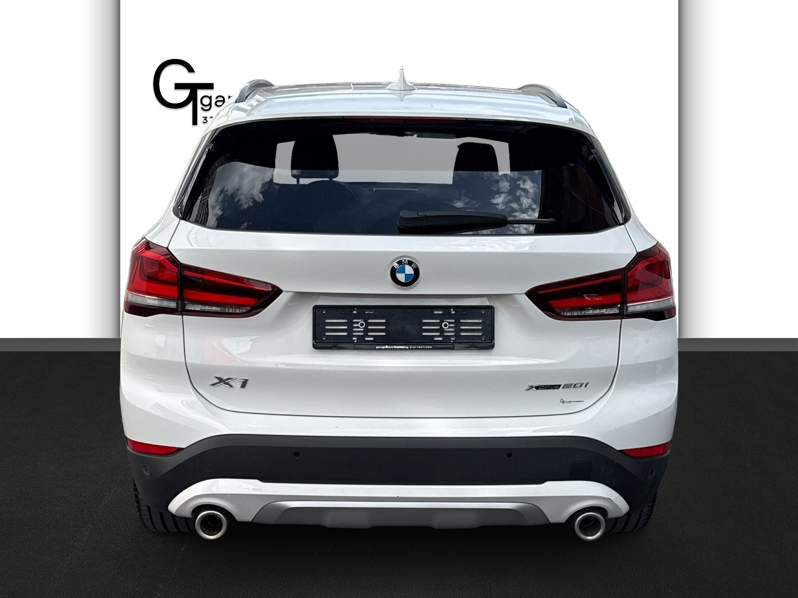 BMW X1 xDrive 20i xLine Steptronic-image-3
