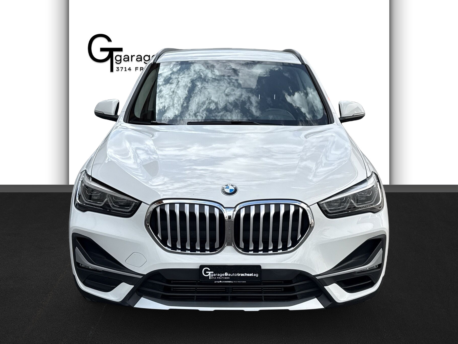 BMW X1 xDrive 20i xLine Steptronic-image-7