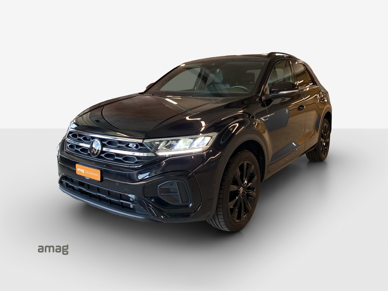 VW T-Roc 2.0 TSI R-Line DSG 4Motion-image-0
