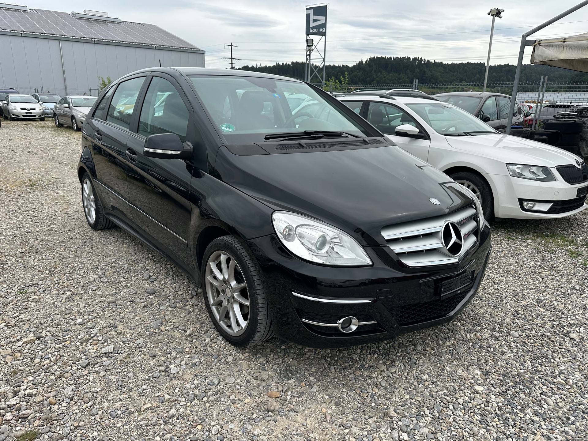 MERCEDES-BENZ B 180 My Star Autotronic-image-2
