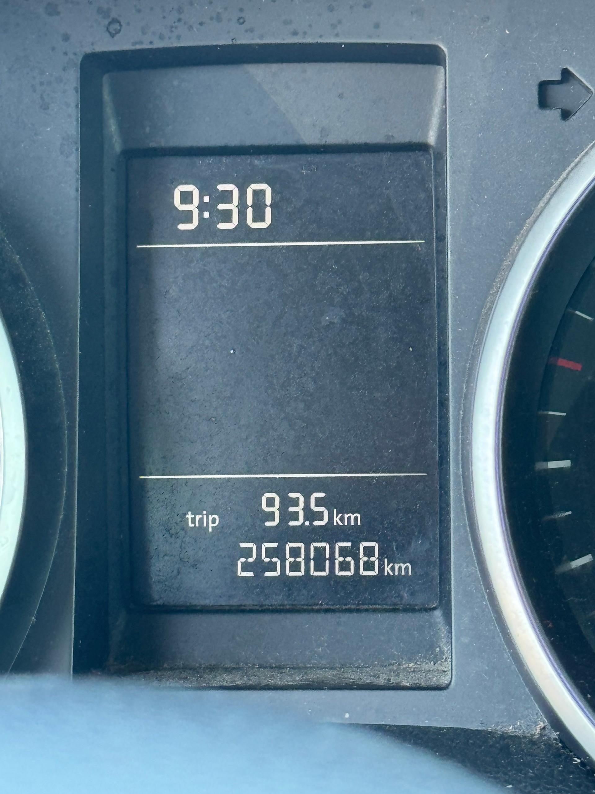 VW Golf Variant 1.6 TDI Comfortline 4Motion-image-10