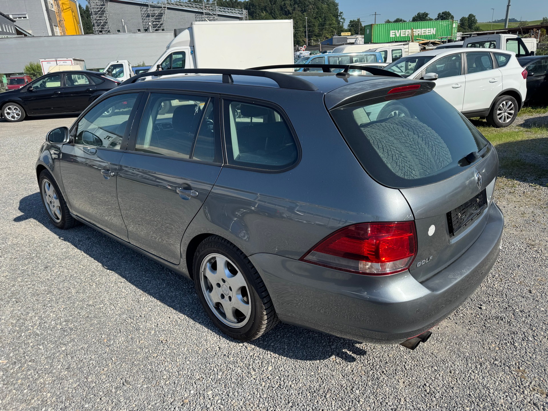 VW Golf Variant 1.6 TDI Comfortline 4Motion-image-4