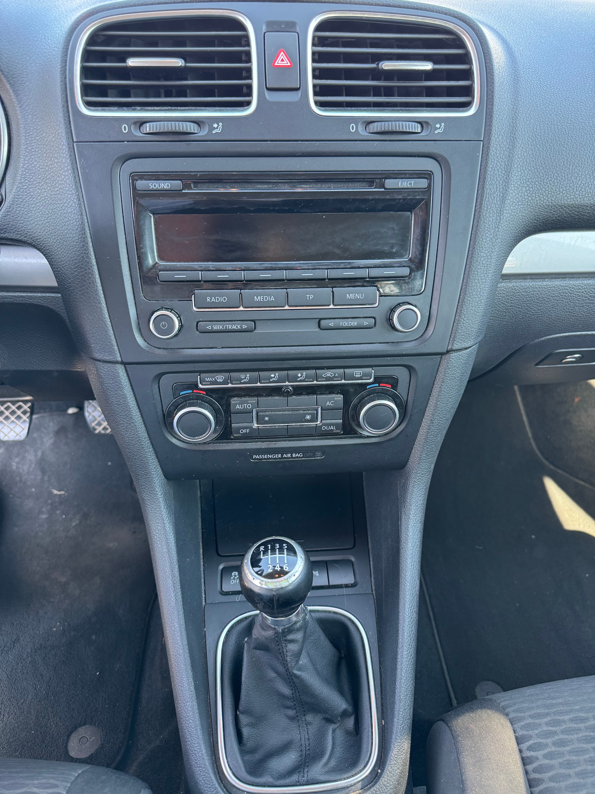 VW Golf Variant 1.6 TDI Comfortline 4Motion-image-9