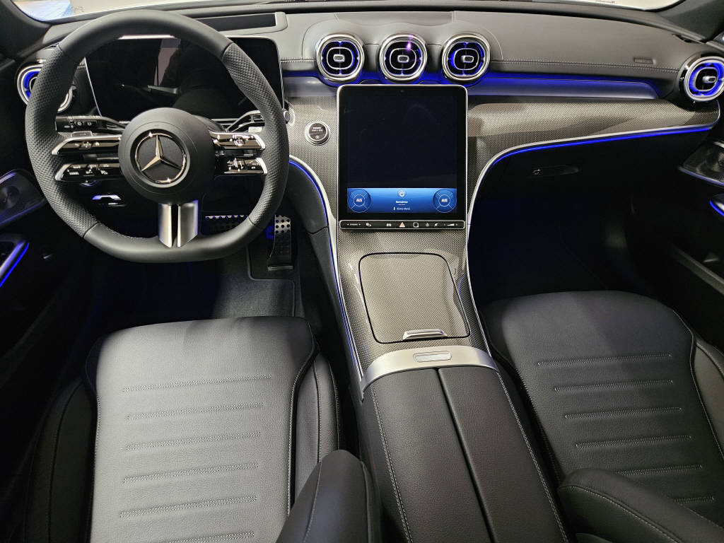 MERCEDES-BENZ C 220 d 4Matic Kombi AMG Line Swiss Star-image-7