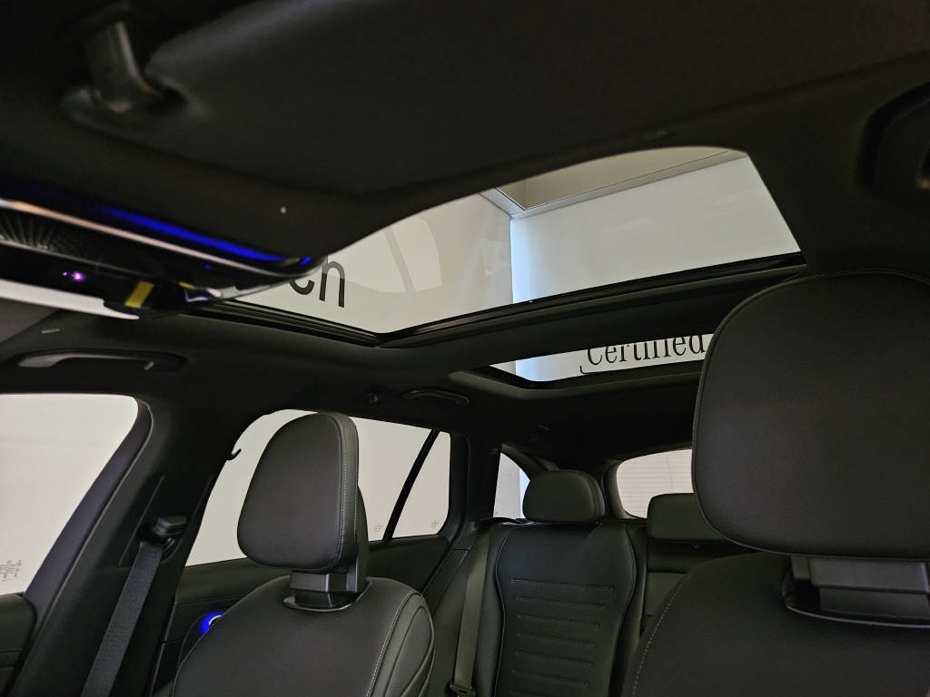 MERCEDES-BENZ C 220 d 4Matic Kombi AMG Line Swiss Star-image-4