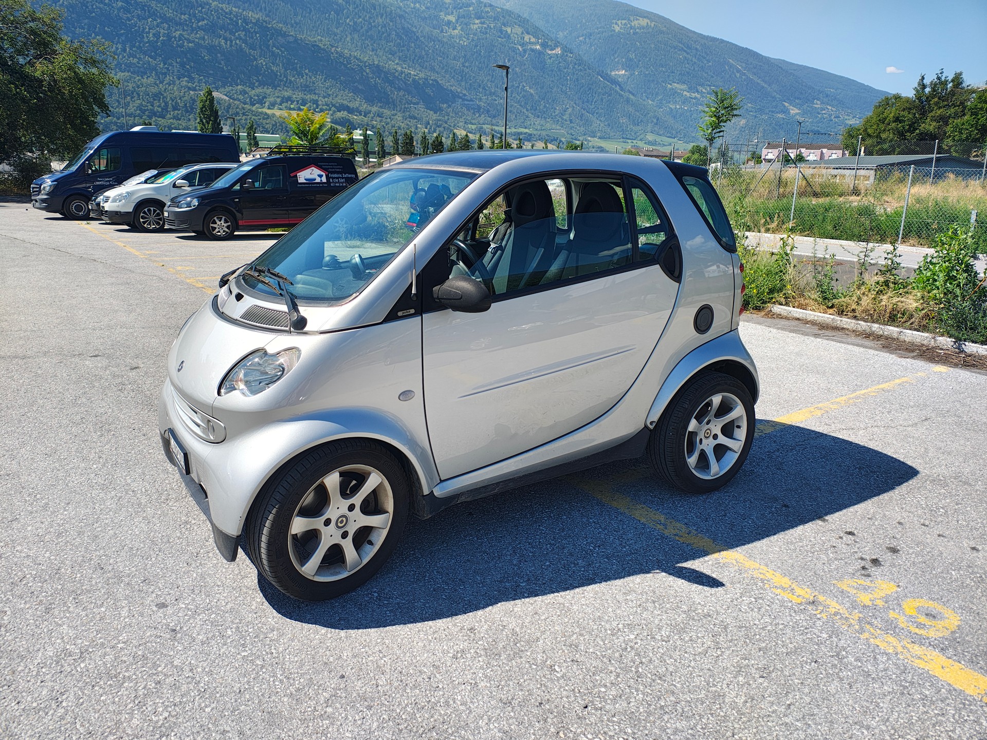 SMART FORTWO-image-2