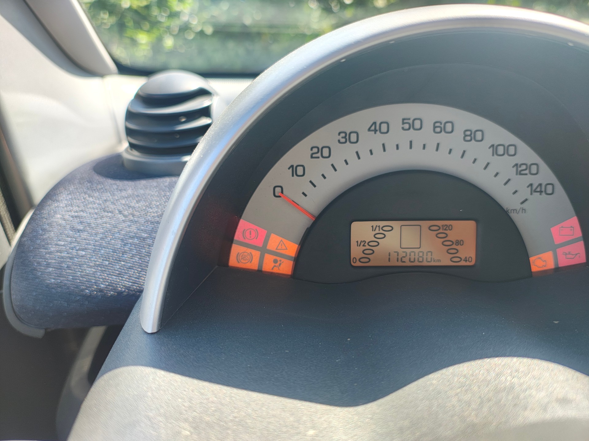 SMART FORTWO-image-6