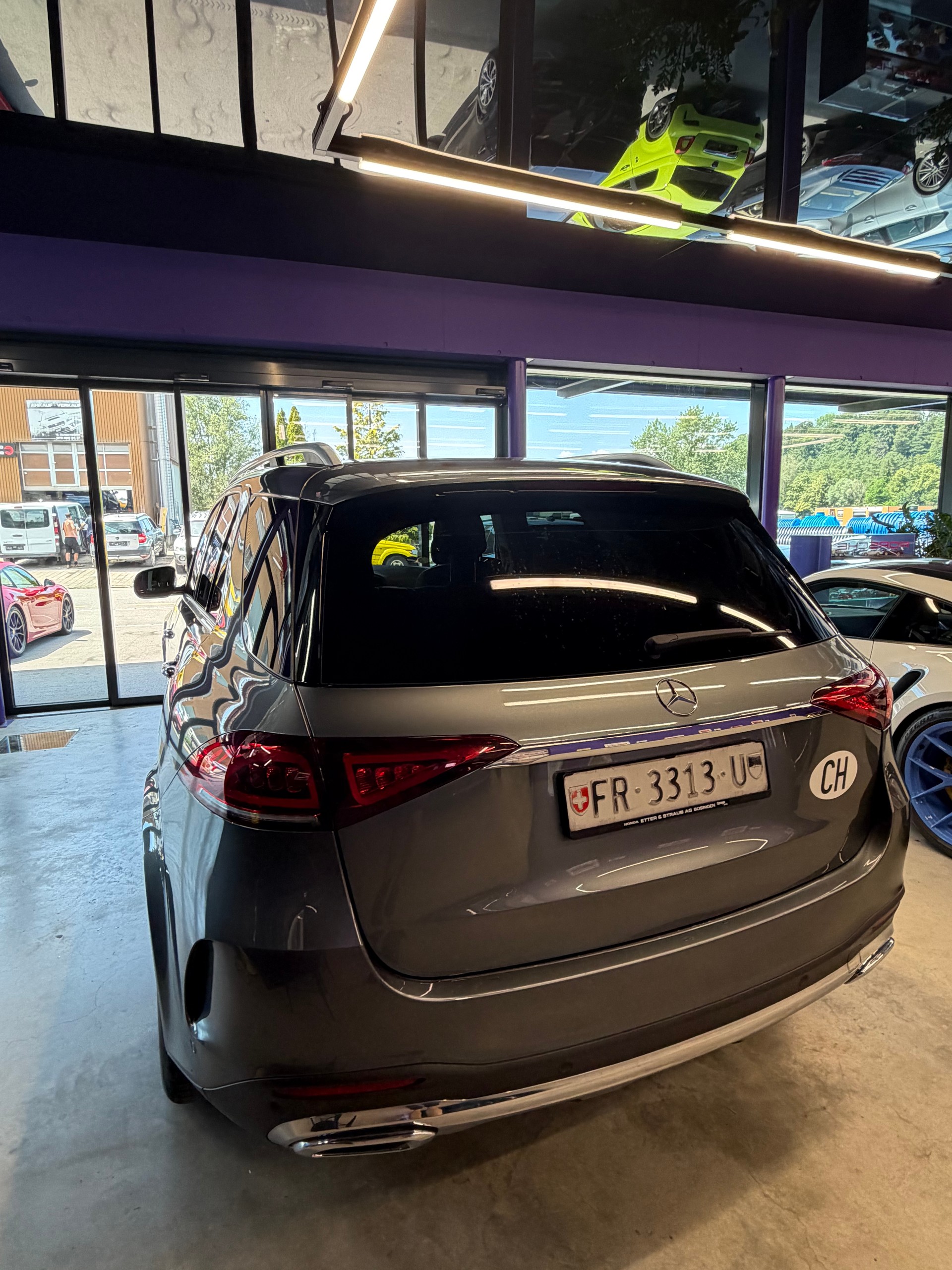 MERCEDES-BENZ GLE 400 d 4Matic AMG Line 9G-Tronic-image-4