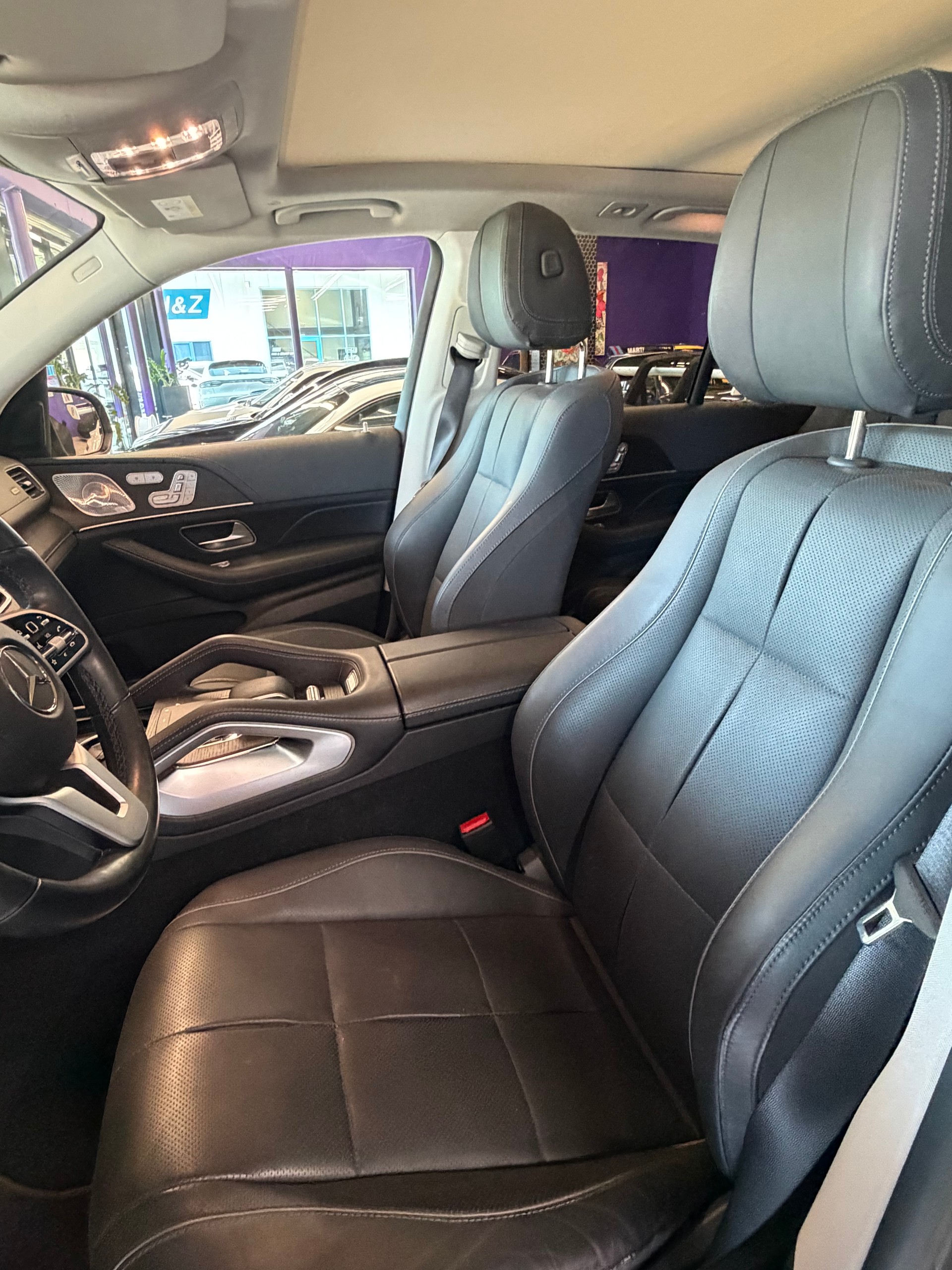 MERCEDES-BENZ GLE 400 d 4Matic AMG Line 9G-Tronic-image-12