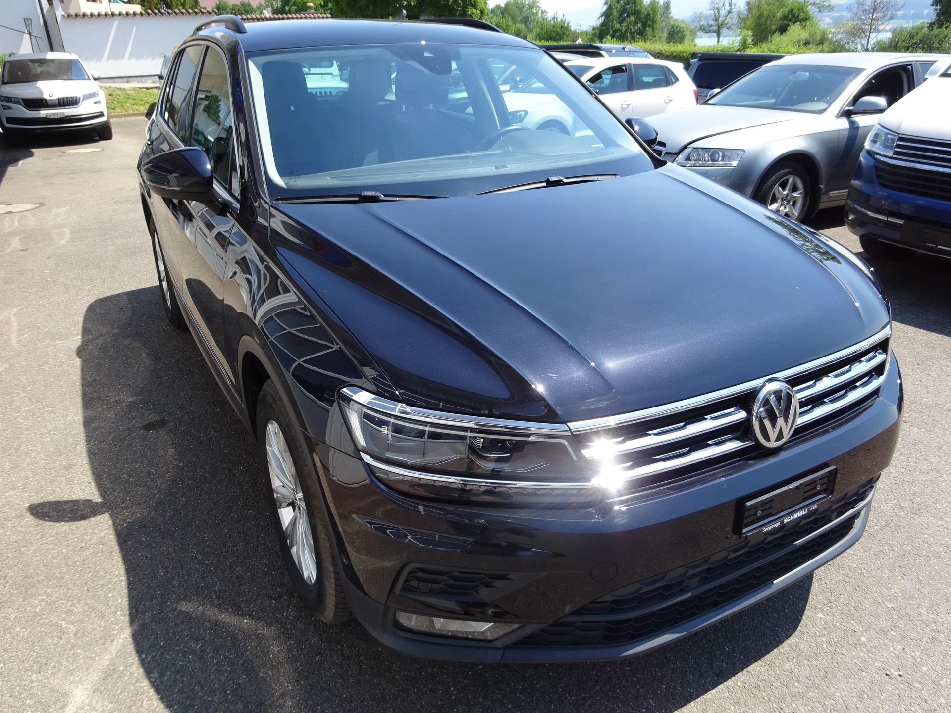 VW Tiguan 2.0 TDI SCR Comfortline 4Motion DSG-image-3