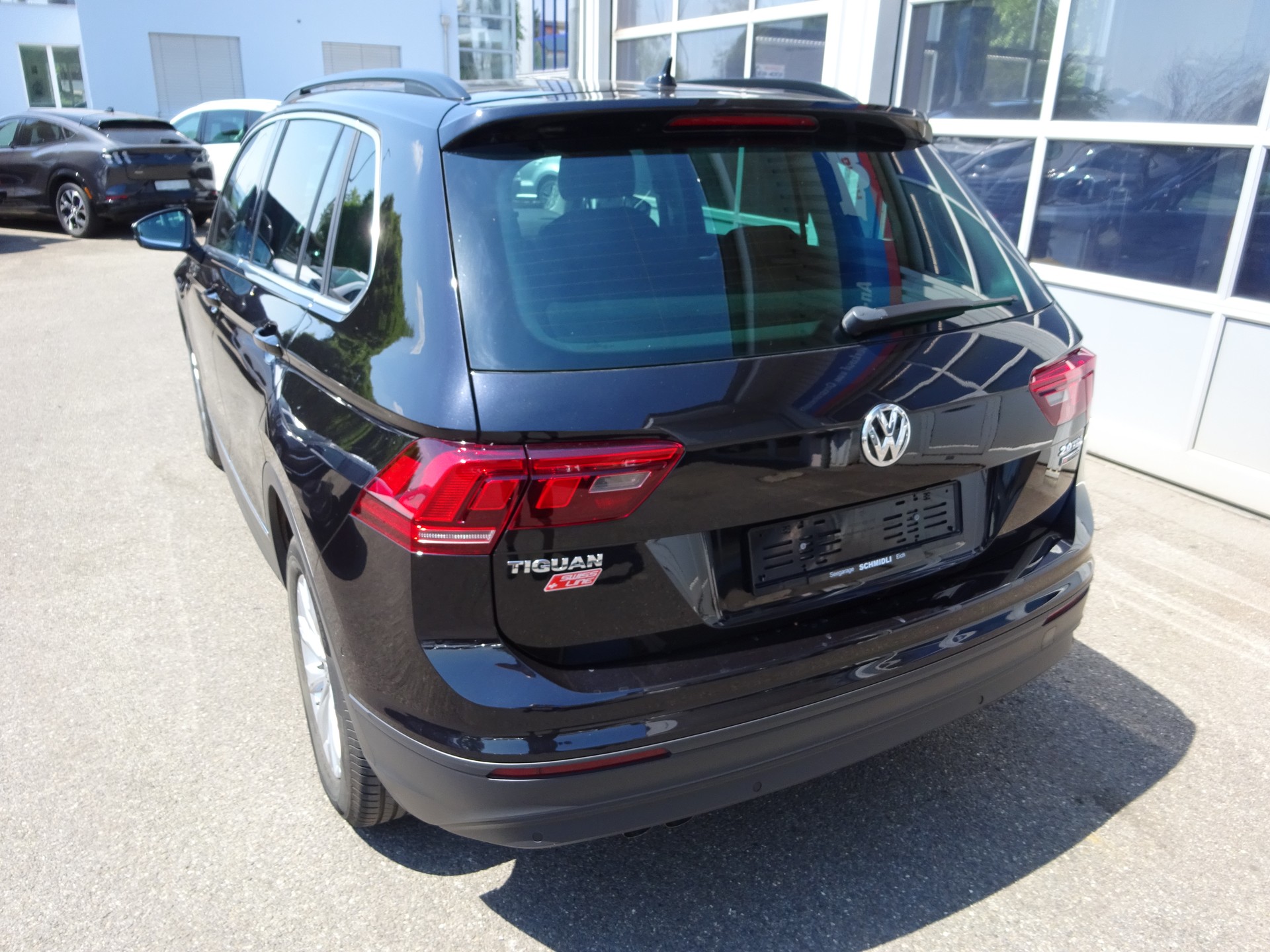 VW Tiguan 2.0 TDI SCR Comfortline 4Motion DSG-image-1