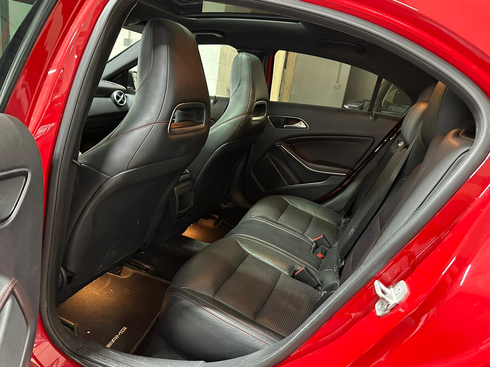 MERCEDES-BENZ A 180 AMG Line-image-6