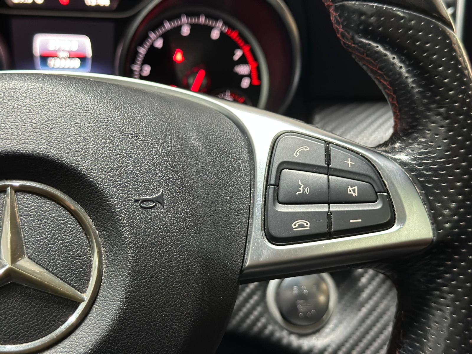 MERCEDES-BENZ A 180 AMG Line-image-11