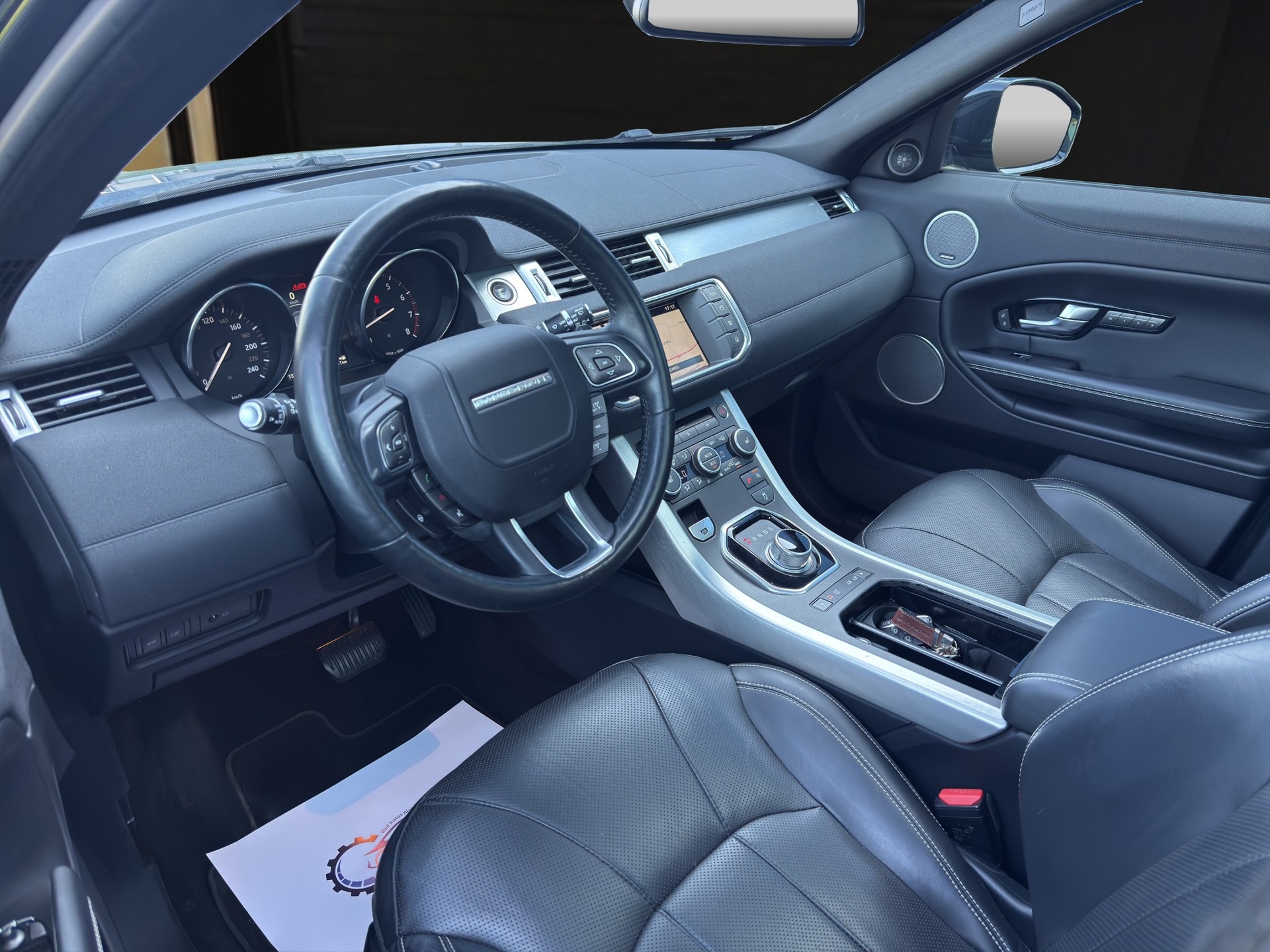 LAND ROVER Range Rover Evoque 2.0 Si4 HSE Dynamic AT9-image-8