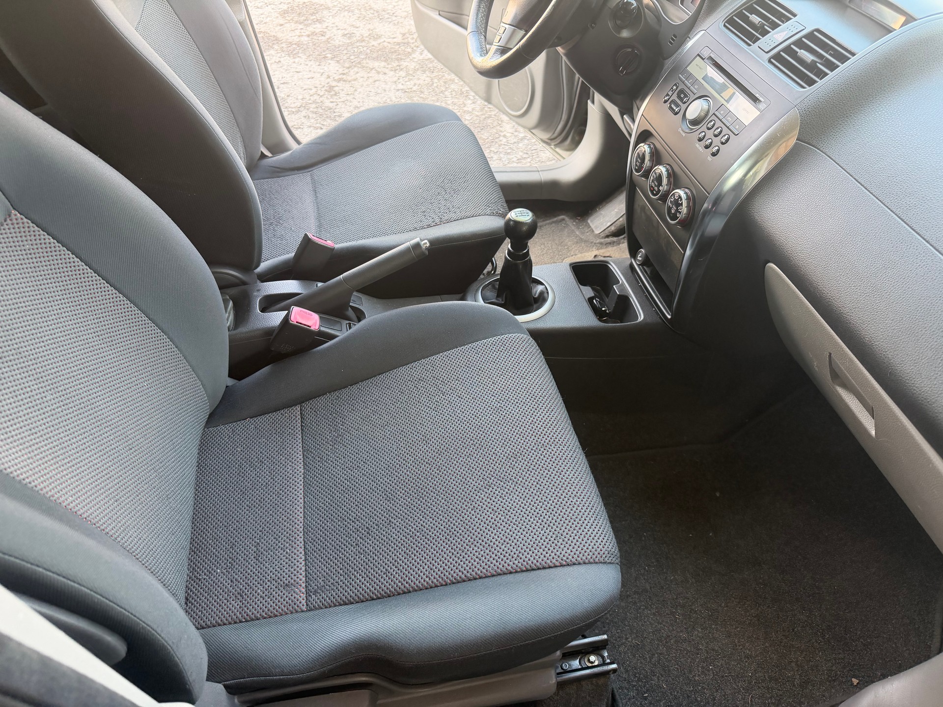 SUZUKI SX4 1.6 16V GL Top 4WD-image-6