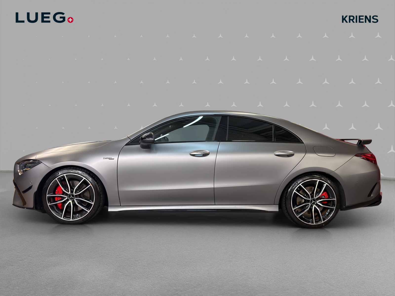 MERCEDES-BENZ CLA 35 4M - AMG / DISTRONIC / Rückfahrkamera / Panorama-Dach-image-1