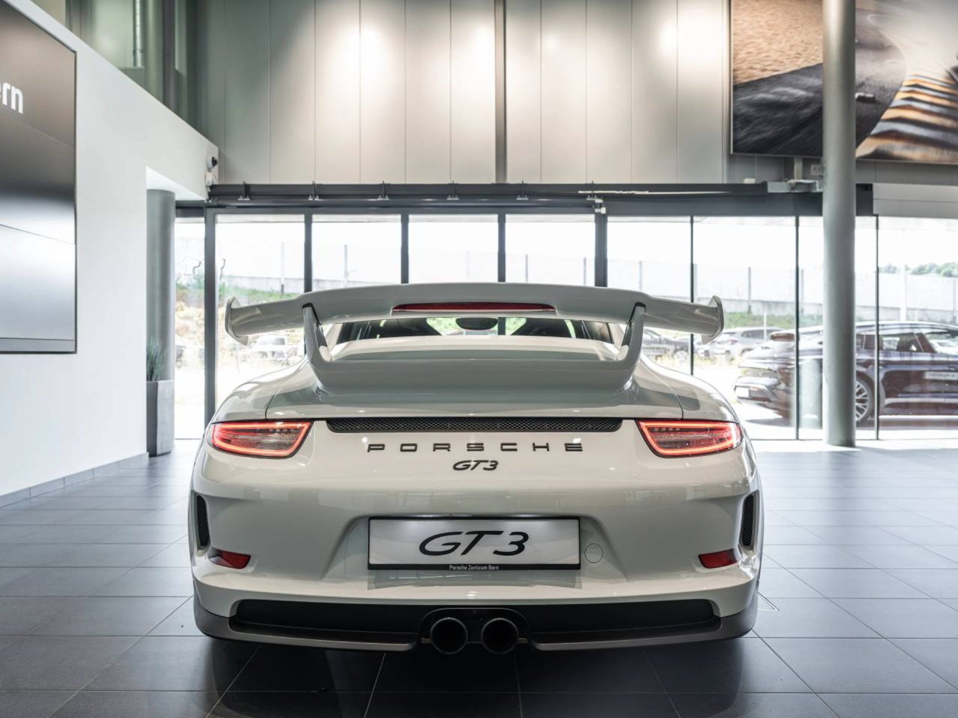 PORSCHE 911 GT3-image-5