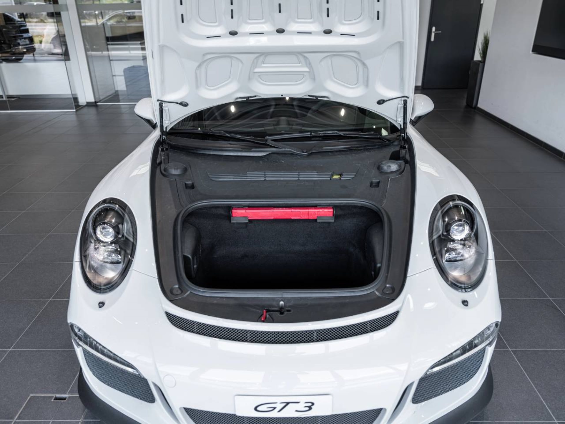 PORSCHE 911 GT3-image-9