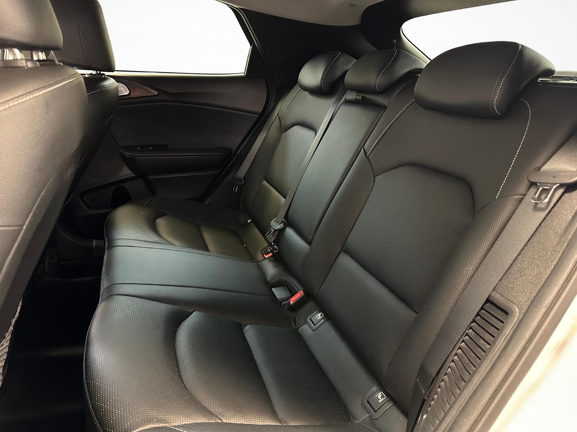 KIA XCeed 1.6 GDi Plug-in Hybrid Style-image-9