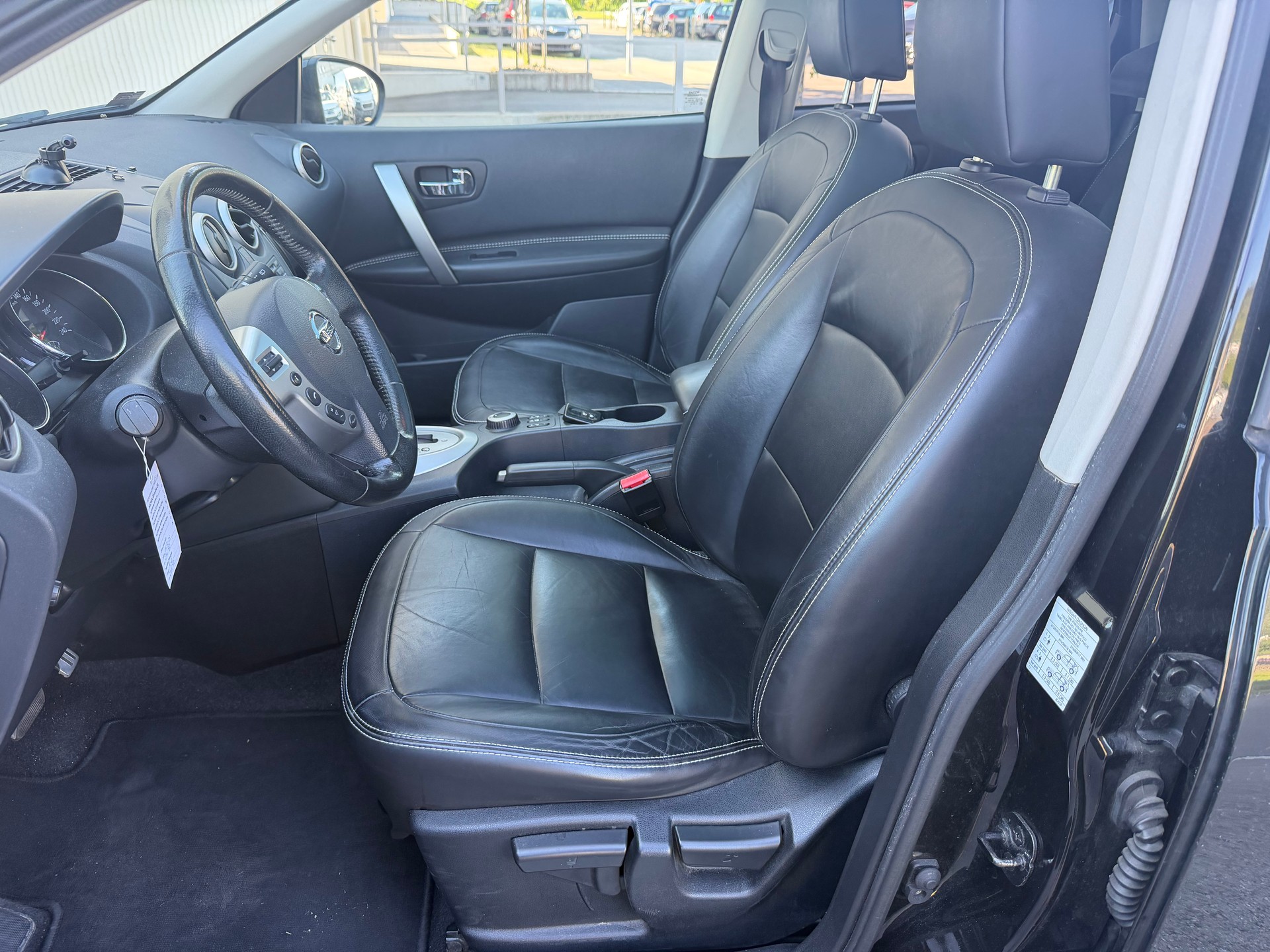 NISSAN Qashqai 2.0 4WD tekna XTronic CVT-image-9