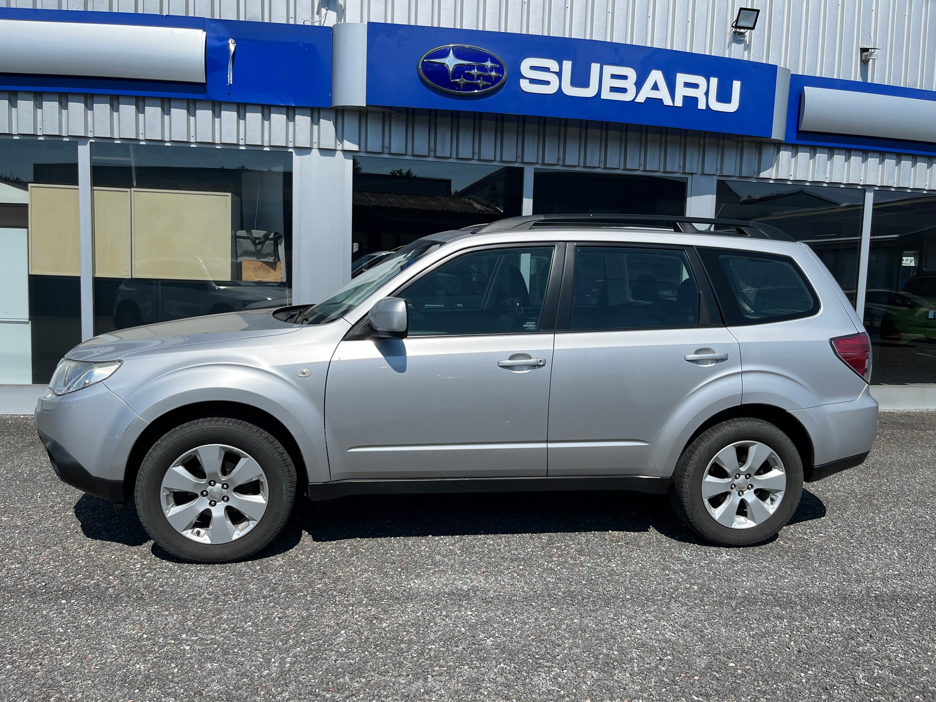 SUBARU Forester 2.0XS Limited-image-1