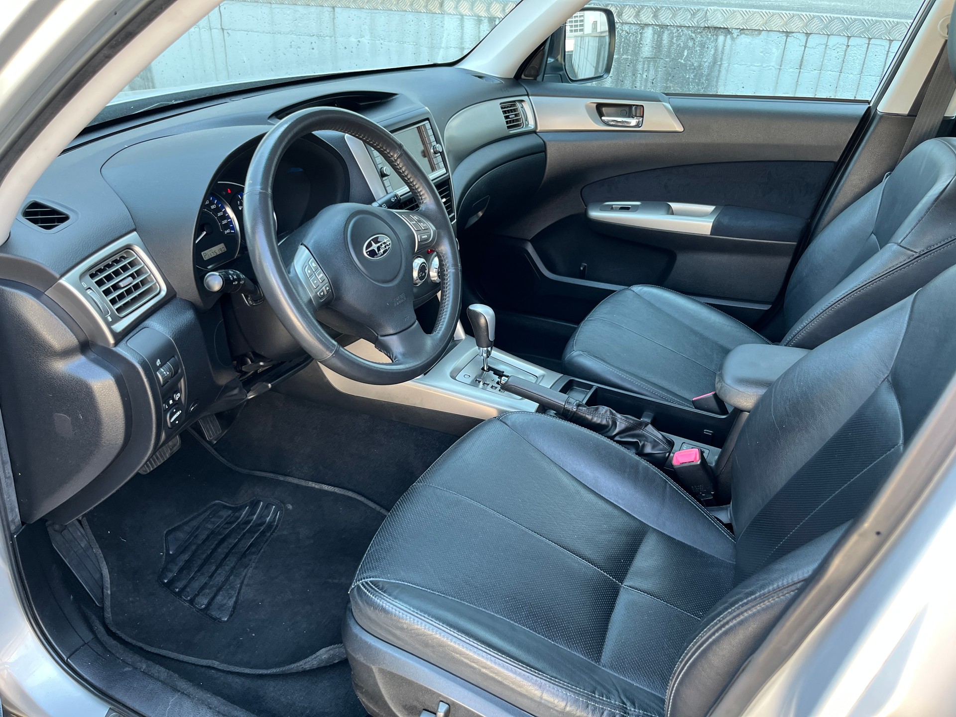 SUBARU Forester 2.0XS Limited-image-10