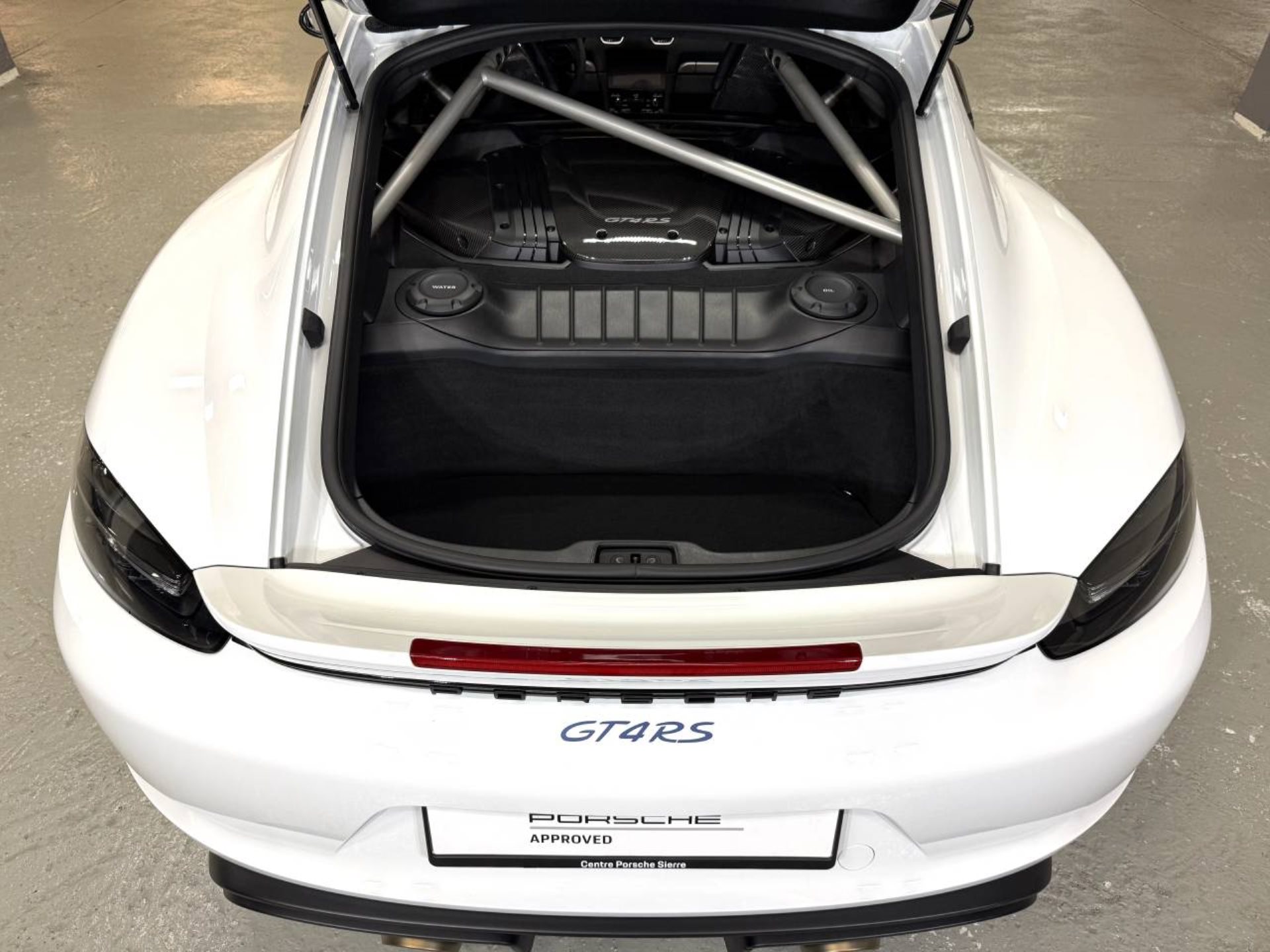 PORSCHE 718 Cayman GT4 RS (MY24)-image-17
