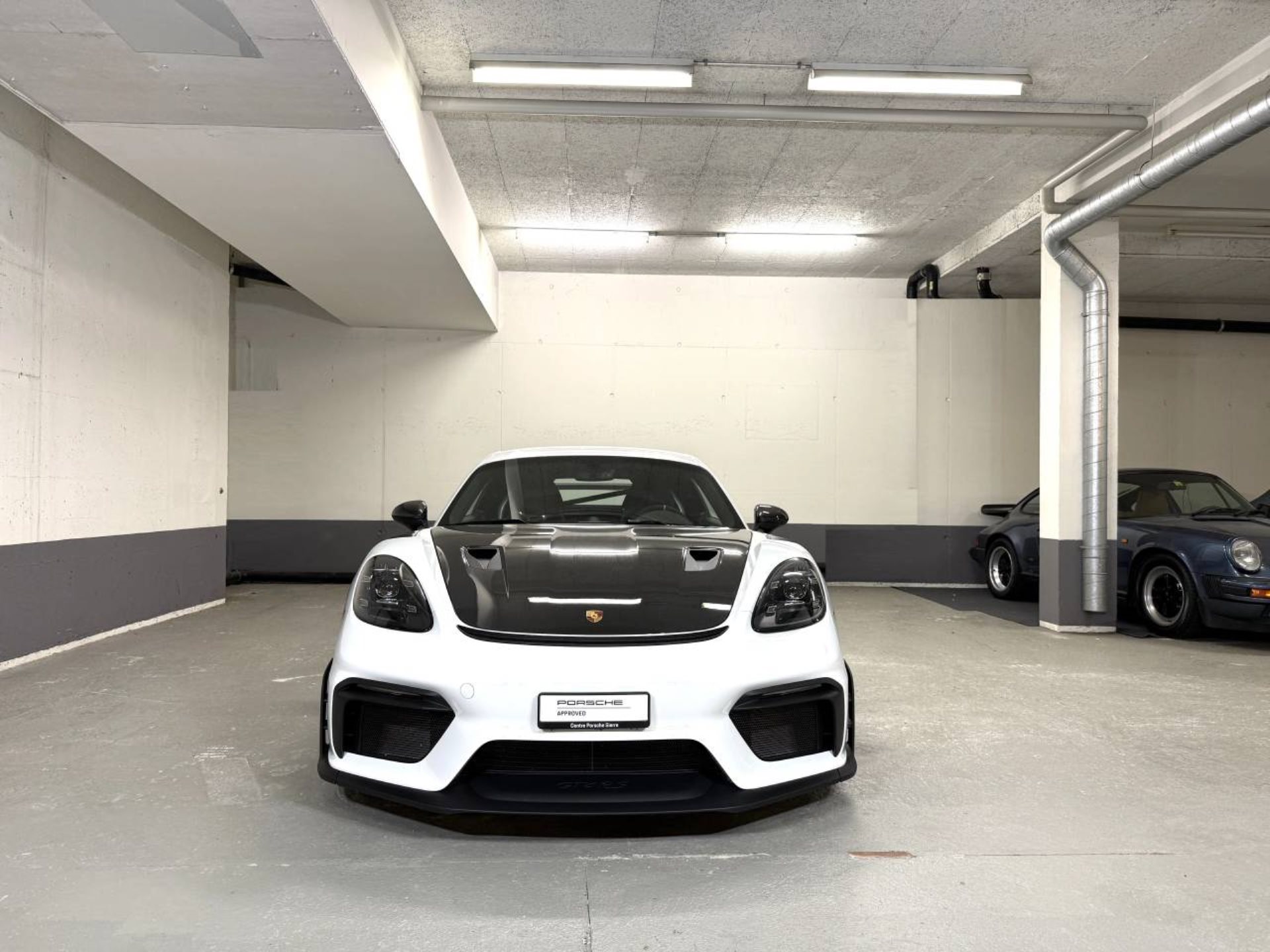 PORSCHE 718 Cayman GT4 RS (MY24)-image-8