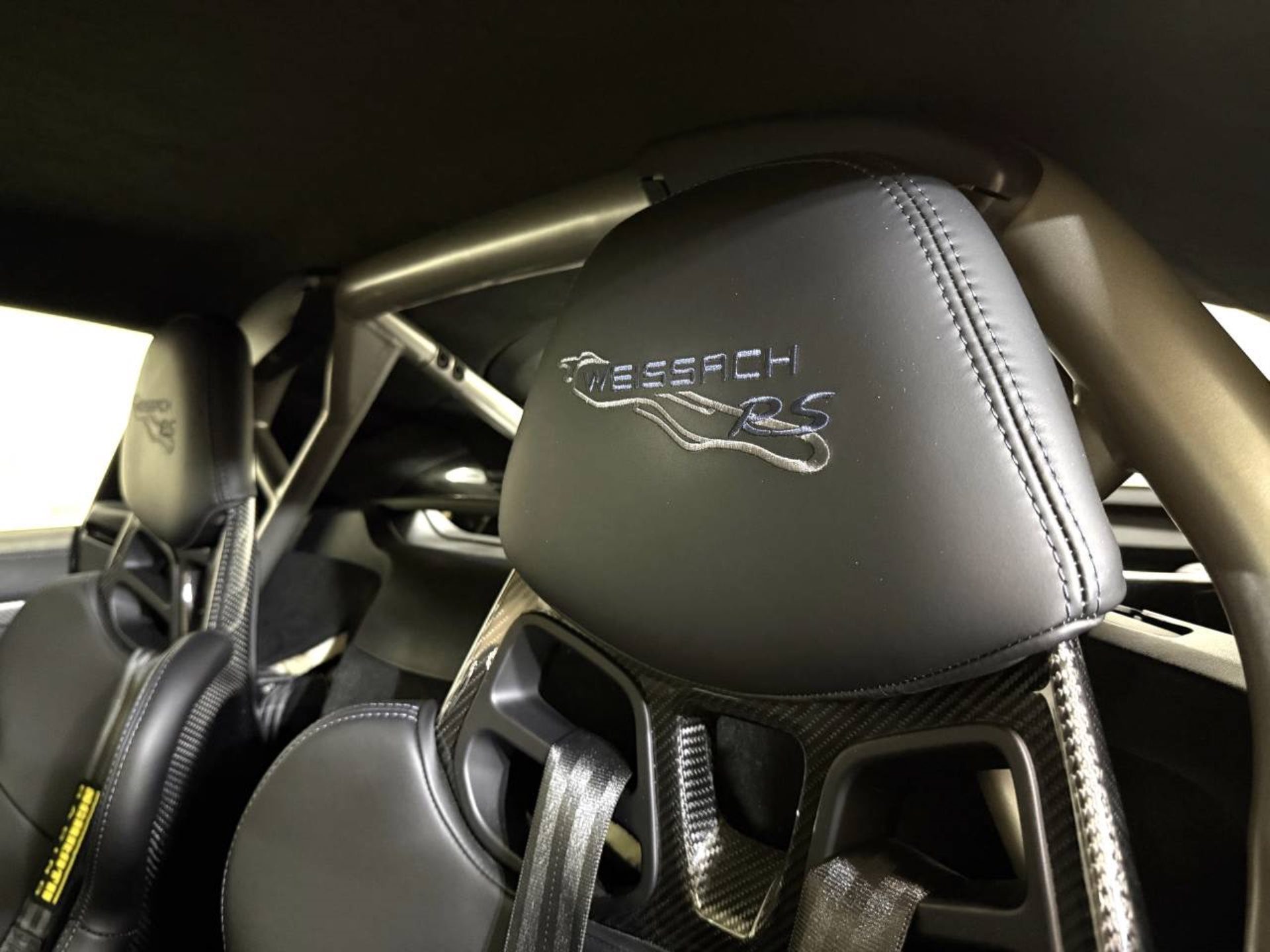 PORSCHE 718 Cayman GT4 RS (MY24)-image-22