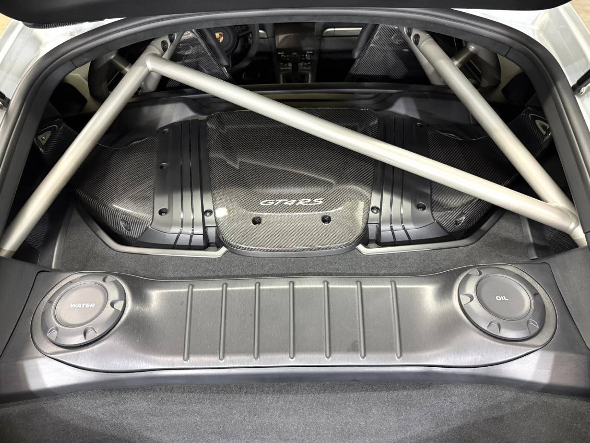 PORSCHE 718 Cayman GT4 RS (MY24)-image-24
