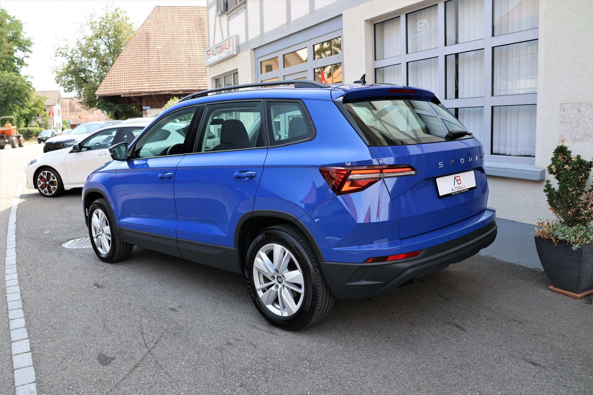 SKODA Karoq 2.0 TDI CR Selection 4x4 DSG (CH)-image-6