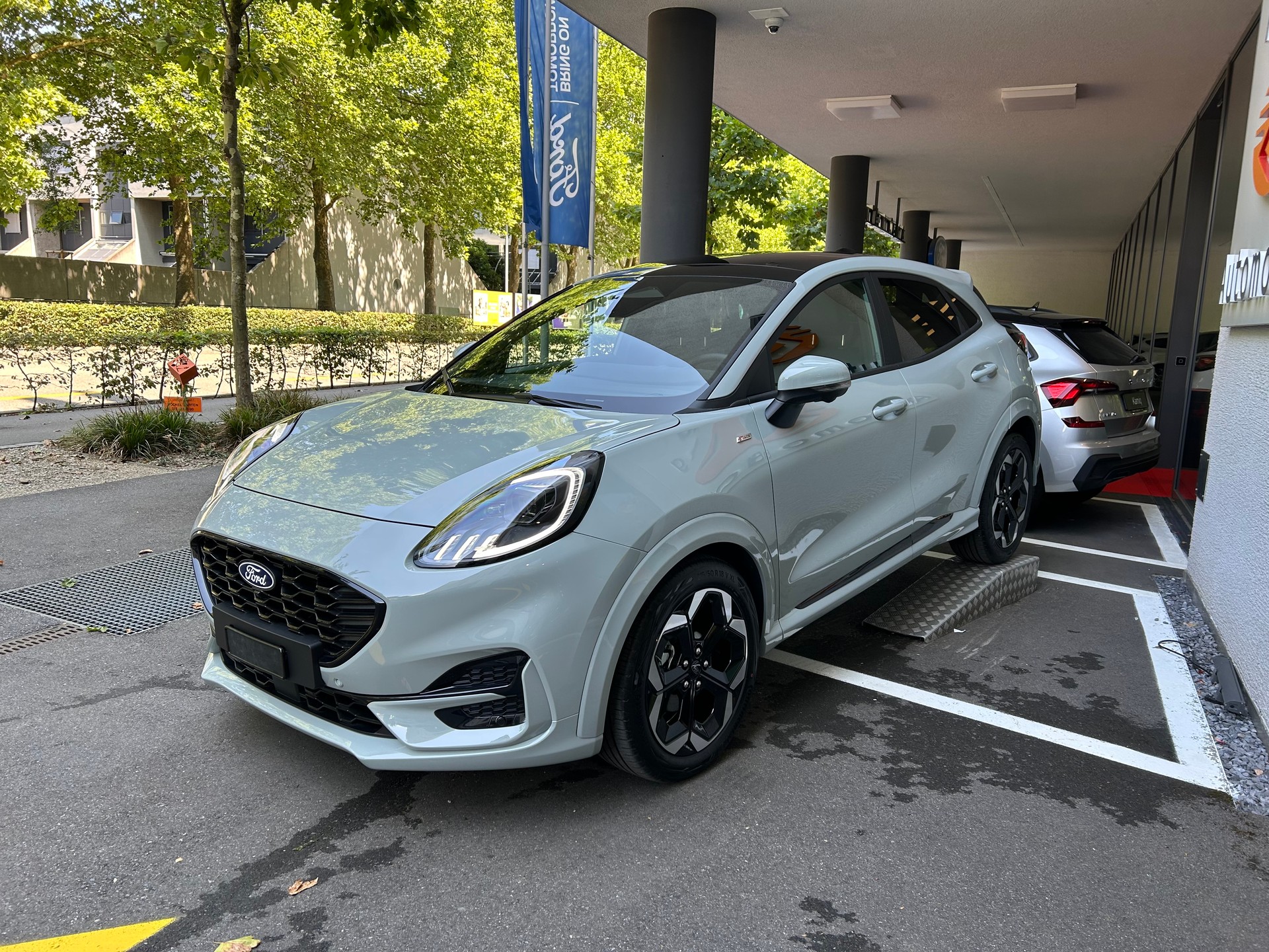 FORD Puma 1.0 MHEV ST-Line X Automat-image-17